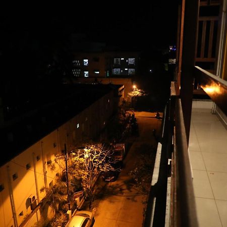 Manora Residency Hotel Pondicherry Bagian luar foto