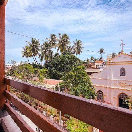 Manora Residency Hotel Pondicherry Bagian luar foto