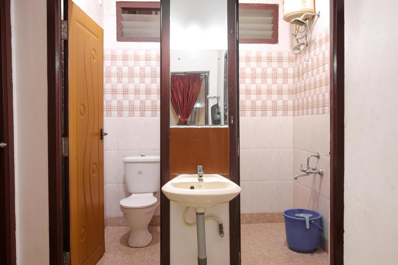 Manora Residency Hotel Pondicherry Bagian luar foto