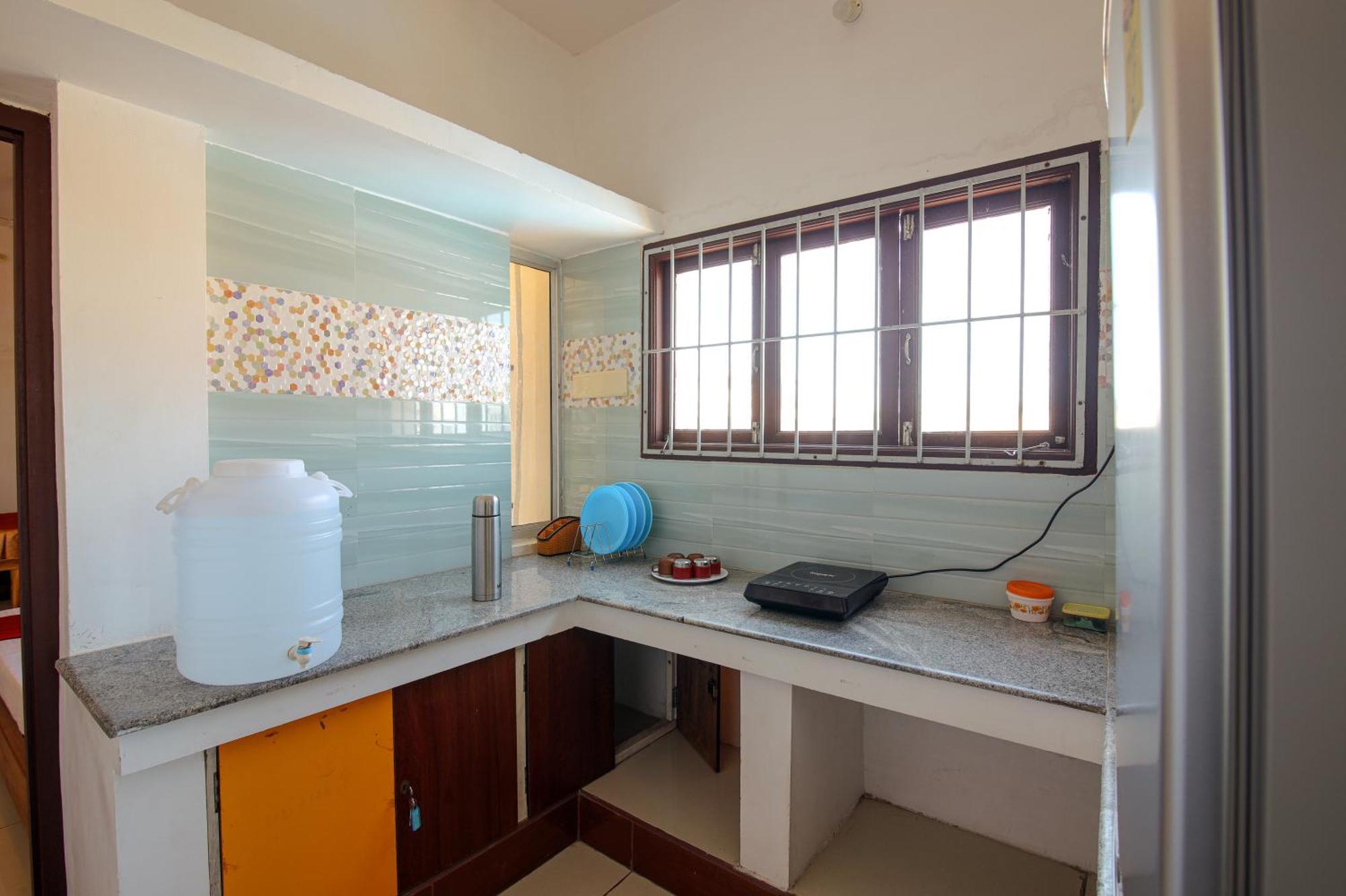 Manora Residency Hotel Pondicherry Bagian luar foto