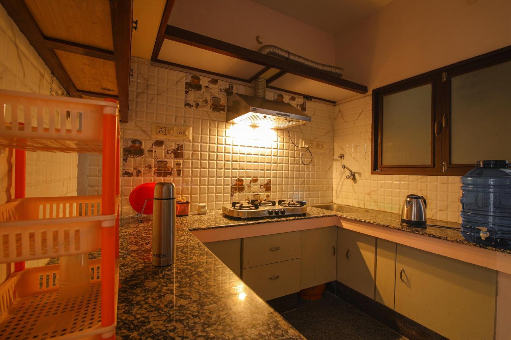 Manora Residency Hotel Pondicherry Bagian luar foto